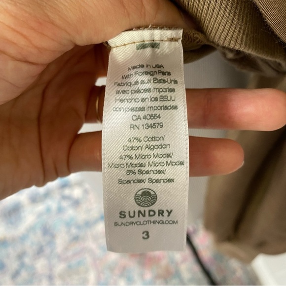 Sundry Mixed Media Top 3 US L Rib Knit Satin Puff Sleeve Brown Scoop Neck Crop - Picture 8 of 12